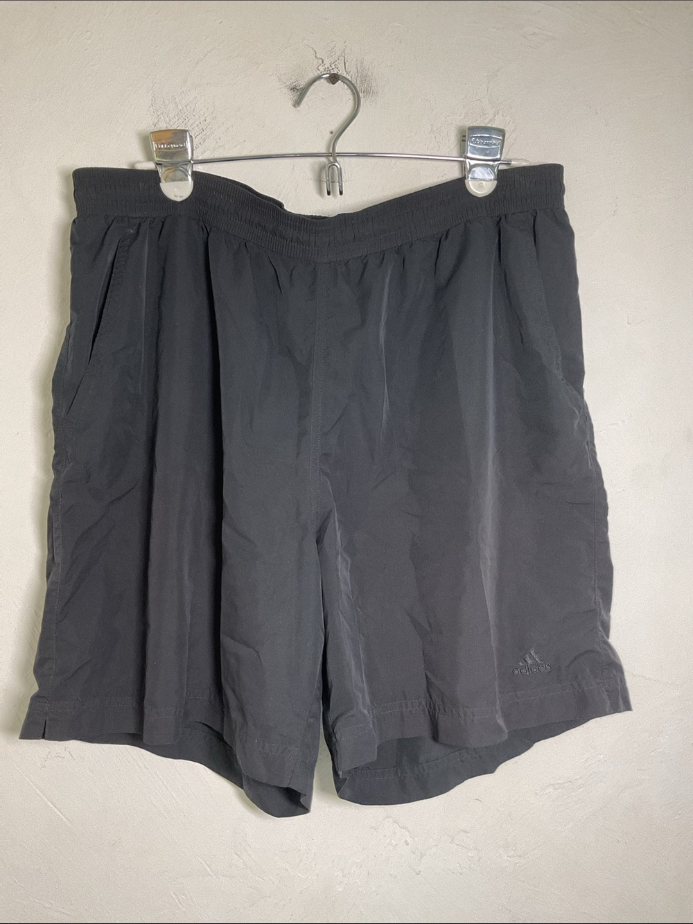 adidas Men Black Woven Athletic Workout Shorts Elastic Waist Drawstring Size L